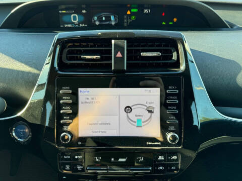 2021 Toyota Prius LE