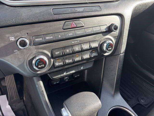 2022 Kia Sportage LX