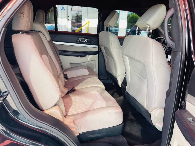 2018 Ford Explorer
