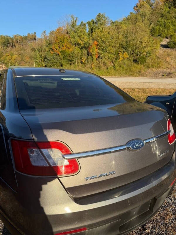 2011 Ford Taurus Limited