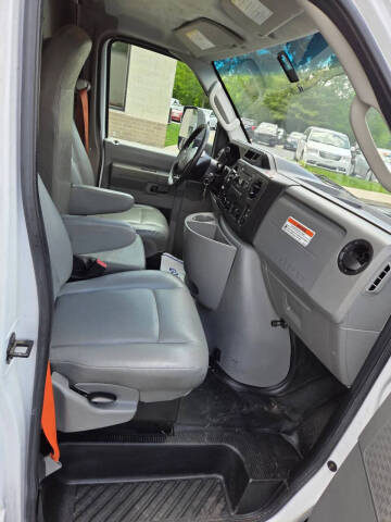 2019 Ford E-Series