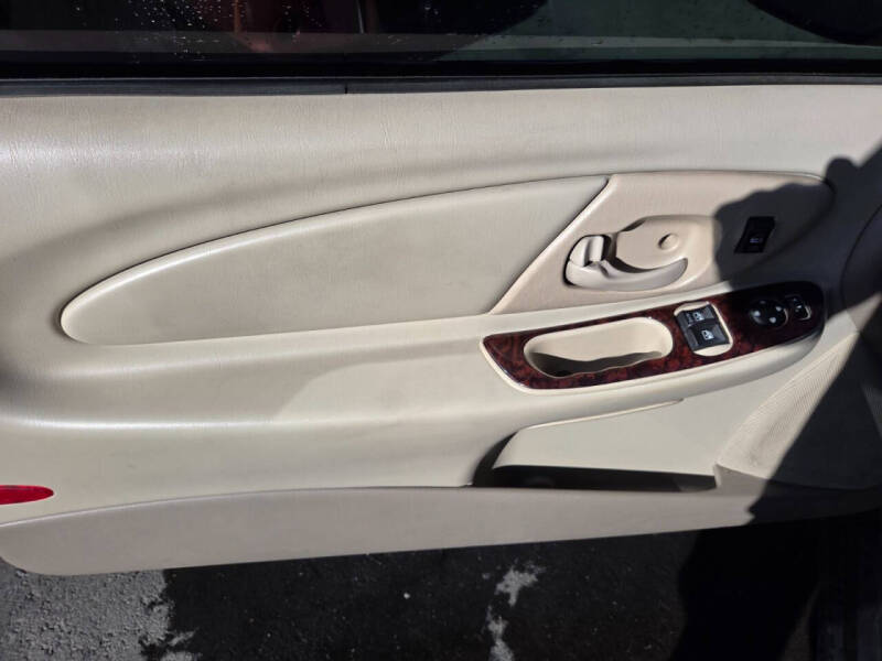 2004 Chevrolet Monte Carlo LS