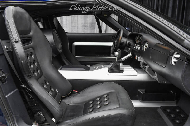 2005 Ford GT