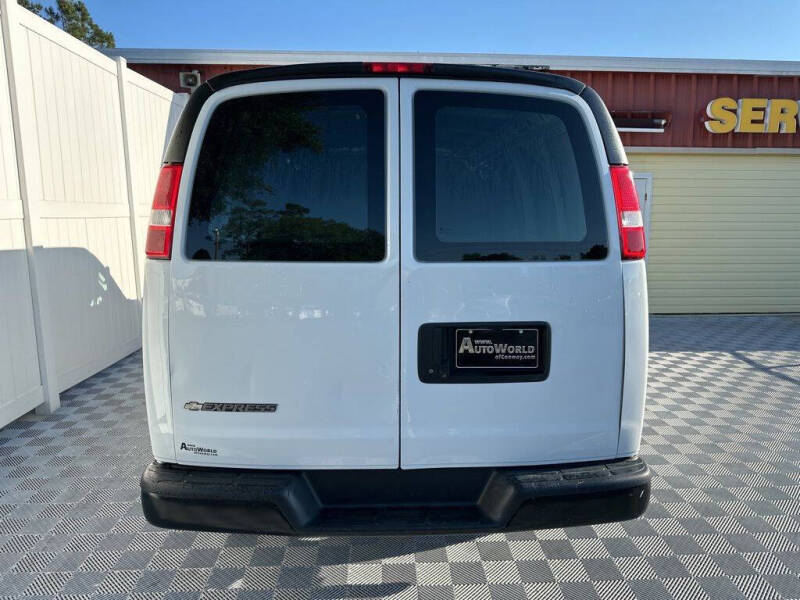 2020 Chevrolet Express 2500