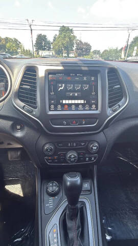 2021 Jeep Cherokee Trailhawk