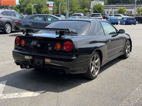 2000 Nissan Skyline