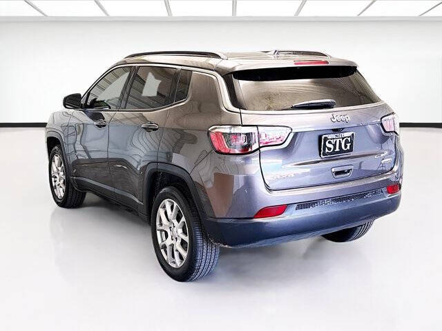 2022 Jeep Compass Latitude Lux