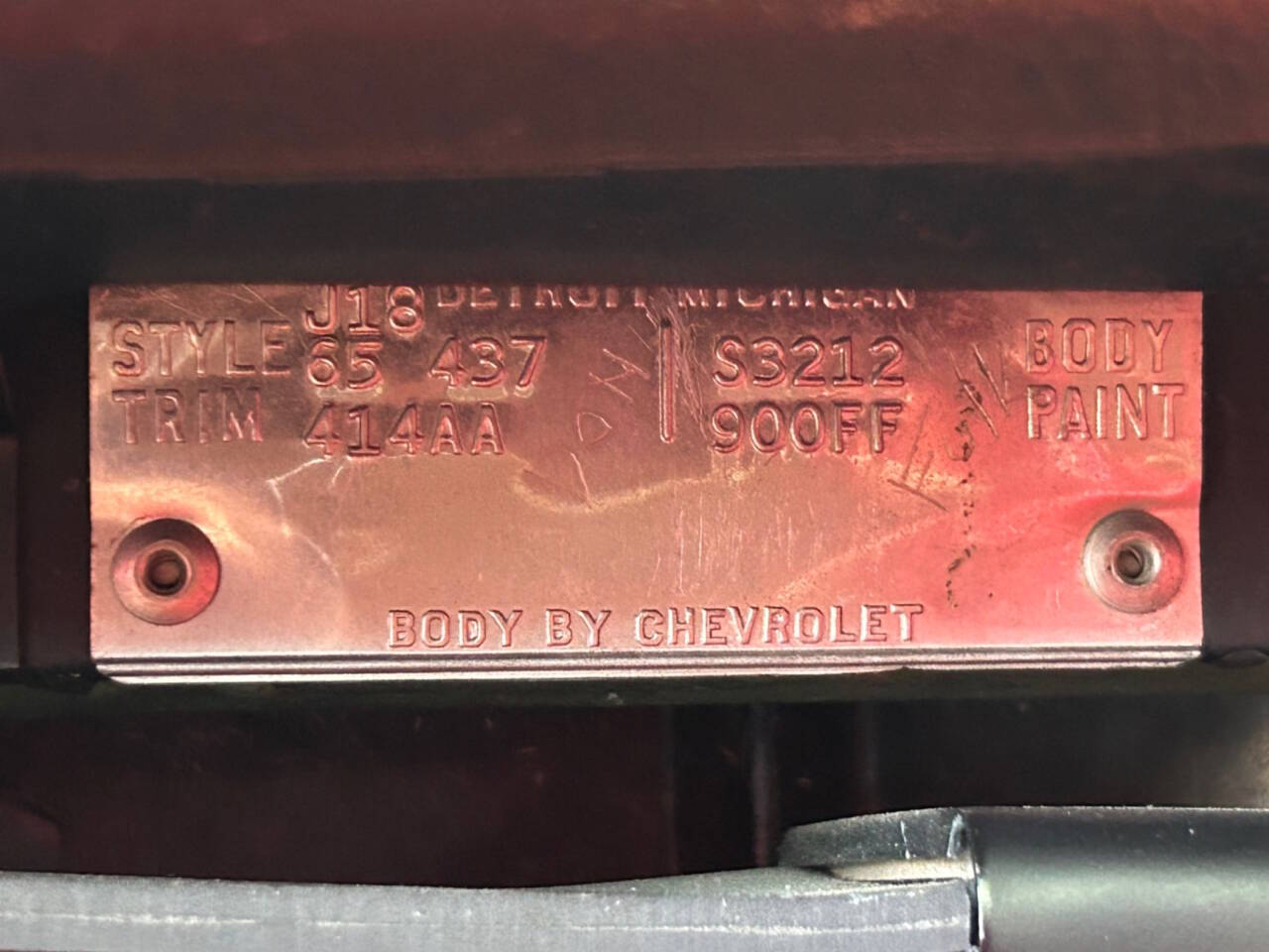 1965 Chevrolet Corvette 43