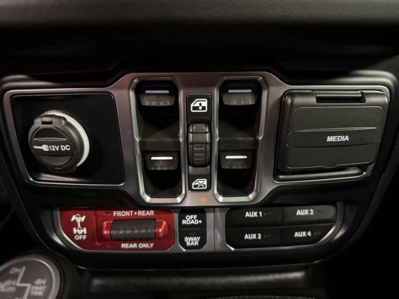 2024 Jeep Gladiator