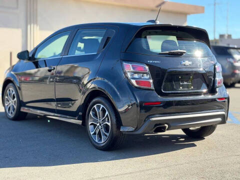 2019 Chevrolet Sonic LT Auto