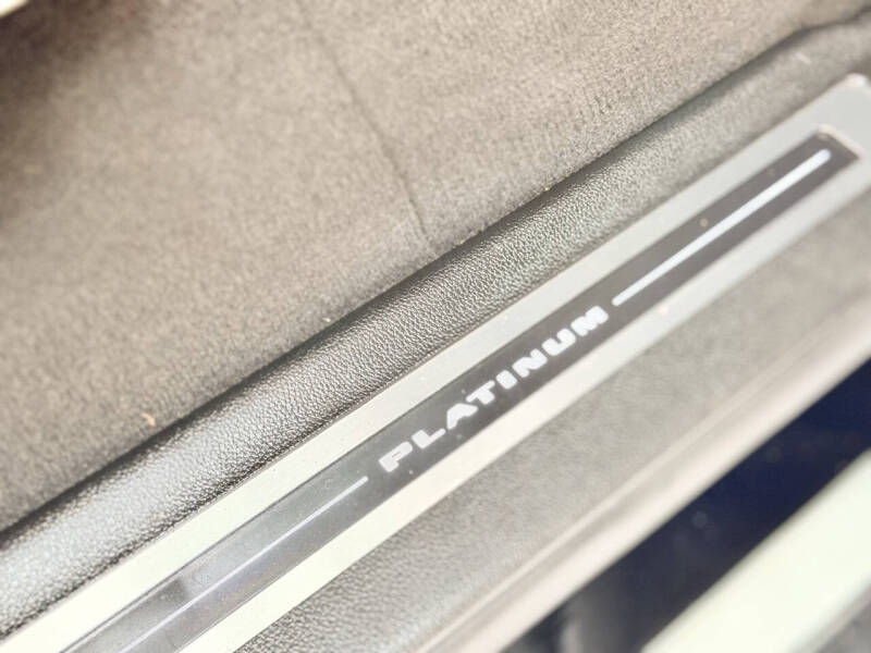 2020 Cadillac Escalade ESV Platinum