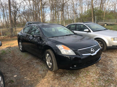 2008 Nissan Altima for sale at Noble PreOwned Auto Sales in Martinsburg WV