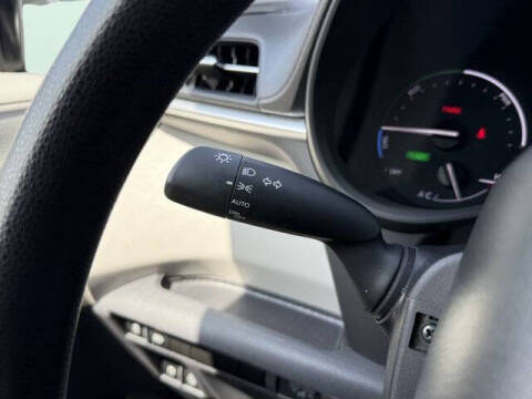 2024 Toyota Sienna LE 8-Passenger