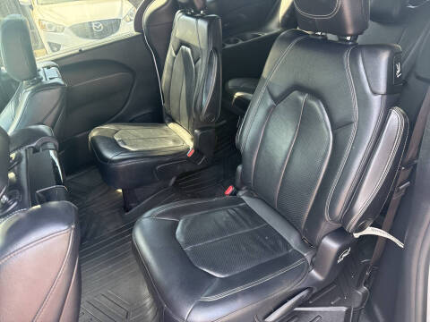 2019 Chrysler Pacifica Touring L Plus