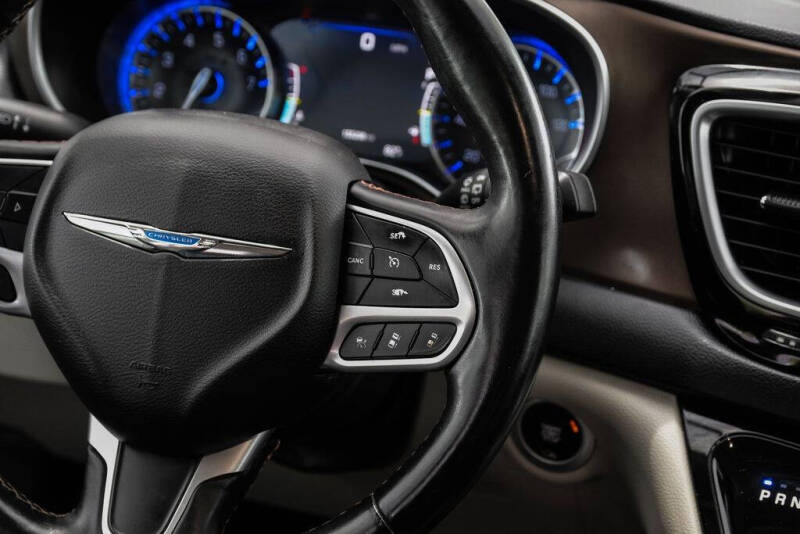 2018 Chrysler Pacifica Touring L Plus