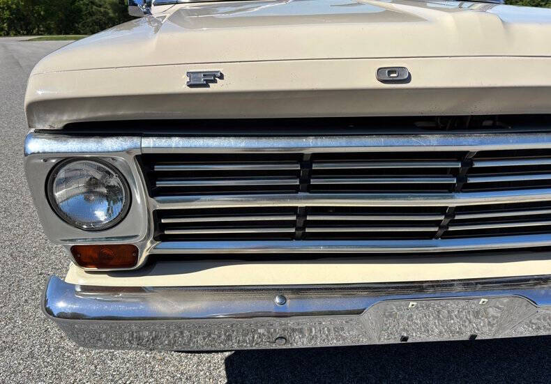 1968 Ford F-100