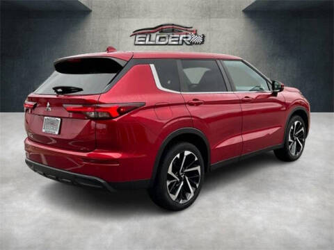 2022 Mitsubishi Outlander ES