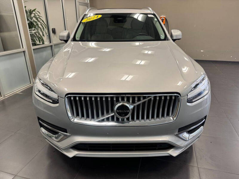 2024 Volvo XC90 B6 Plus Bright Theme 7P