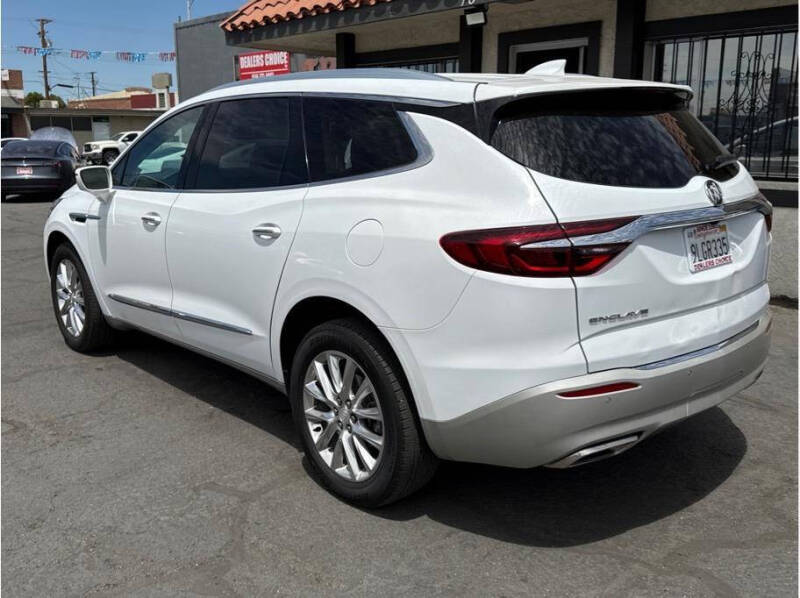 2020 Buick Enclave Essence