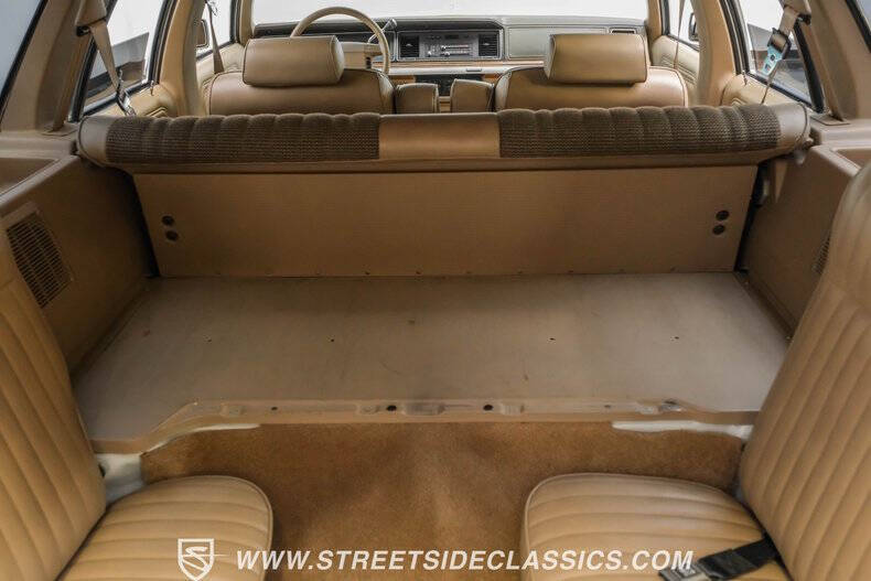 1990 Ford LTD Crown Victoria