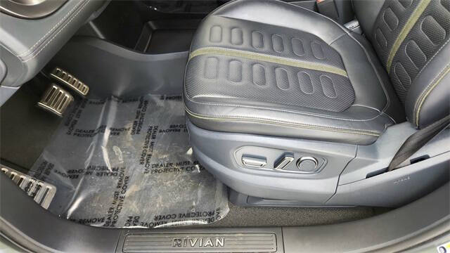 2022 Rivian R1T Launch Edition