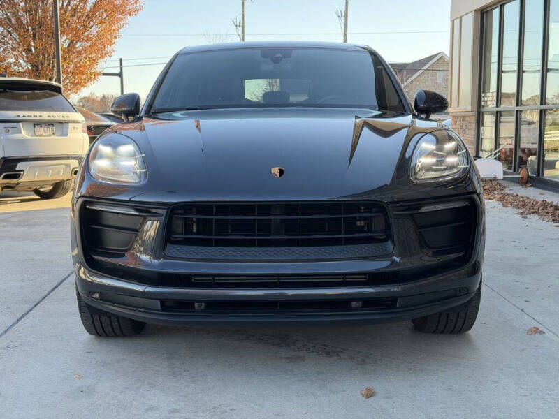 2022 Porsche Macan