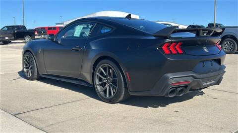 2025 Ford Mustang Dark Horse