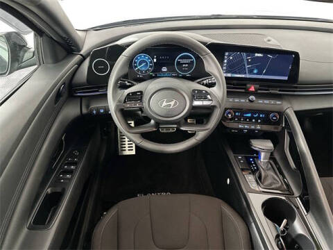 2025 Hyundai Elantra Hybrid SEL Sport