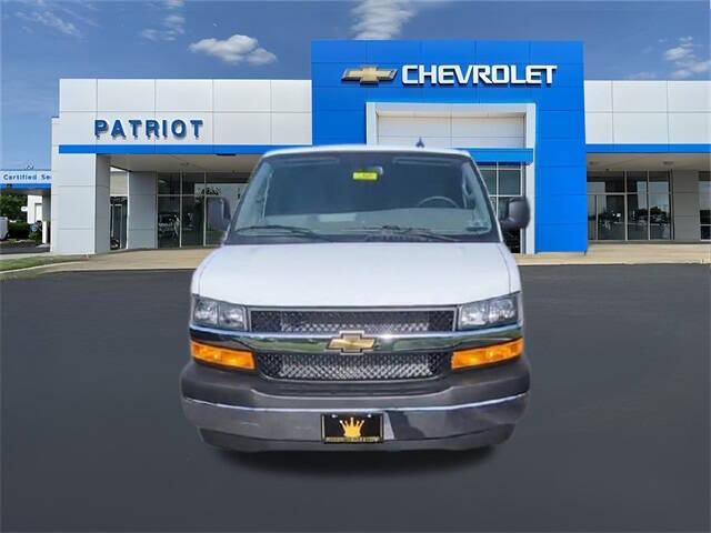 2025 Chevrolet Express 2500