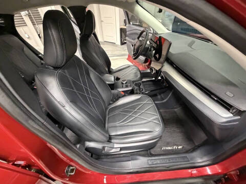 2021 Ford Mustang Mach-E Select