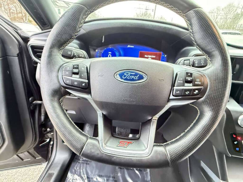 2020 Ford Explorer ST