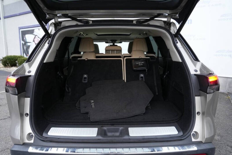 2022 Infiniti QX60 Luxe