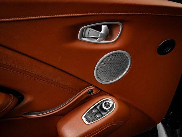 2020 Aston Martin Vantage