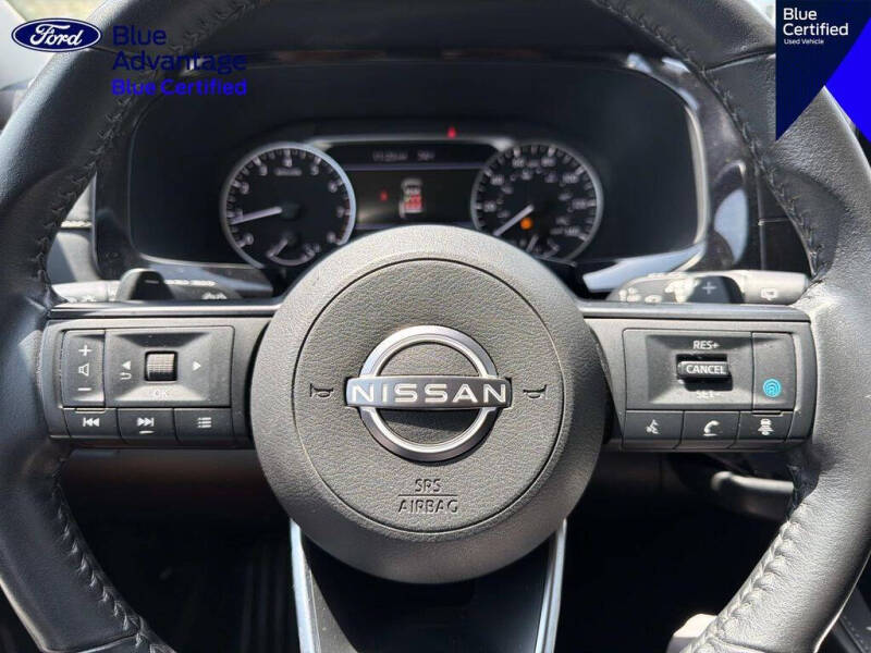 2024 Nissan Pathfinder SV