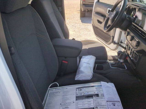 2025 Jeep Gladiator NightHawk