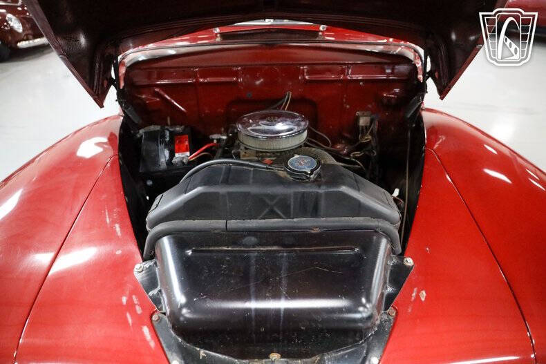 1947 Ford Deluxe