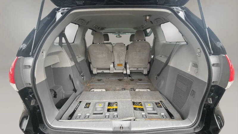 2014 Toyota Sienna