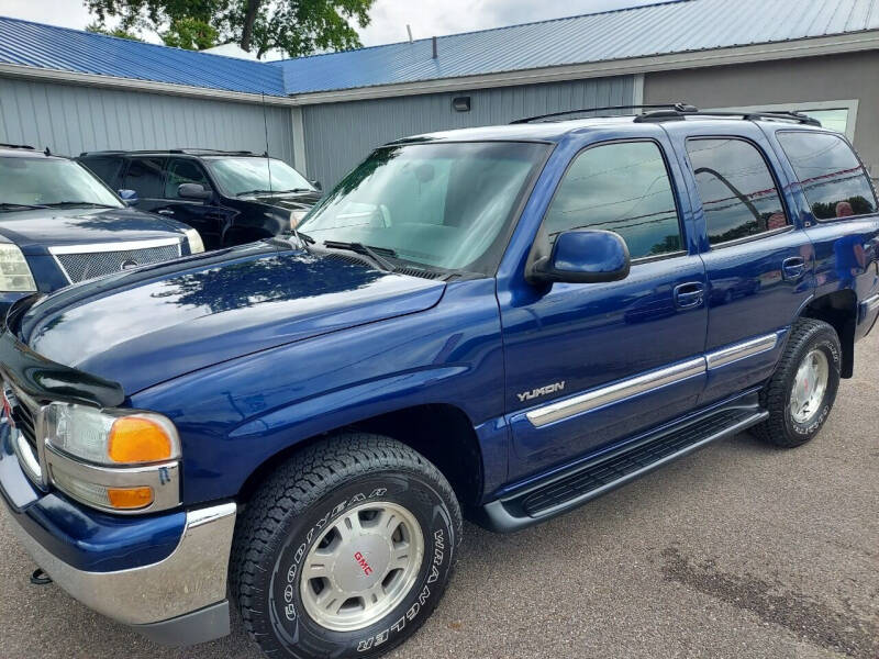 2002 GMC Yukon for sale at MARIETTA MOTORS LLC in Marietta OH