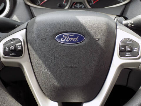2013 Ford Fiesta SE