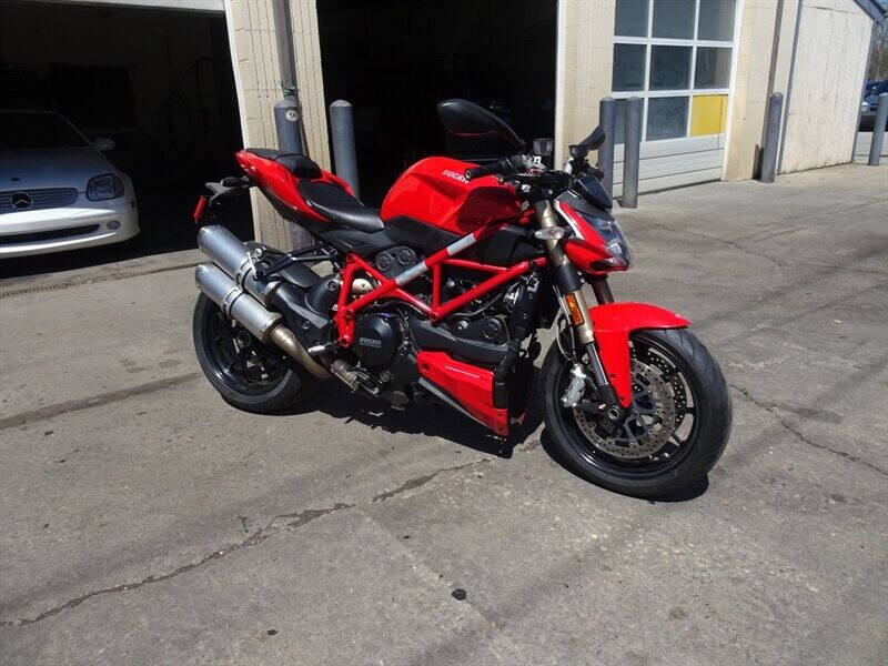 2015 Ducati Streetfighter