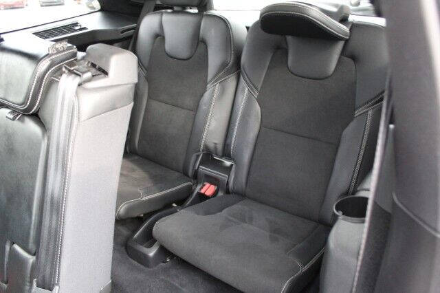 2018 Volvo XC90 T6 R-Design