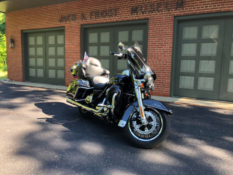 2017 Harley-Davidson Ultra Limited for sale at Jack Frost Auto Museum in Washington MI