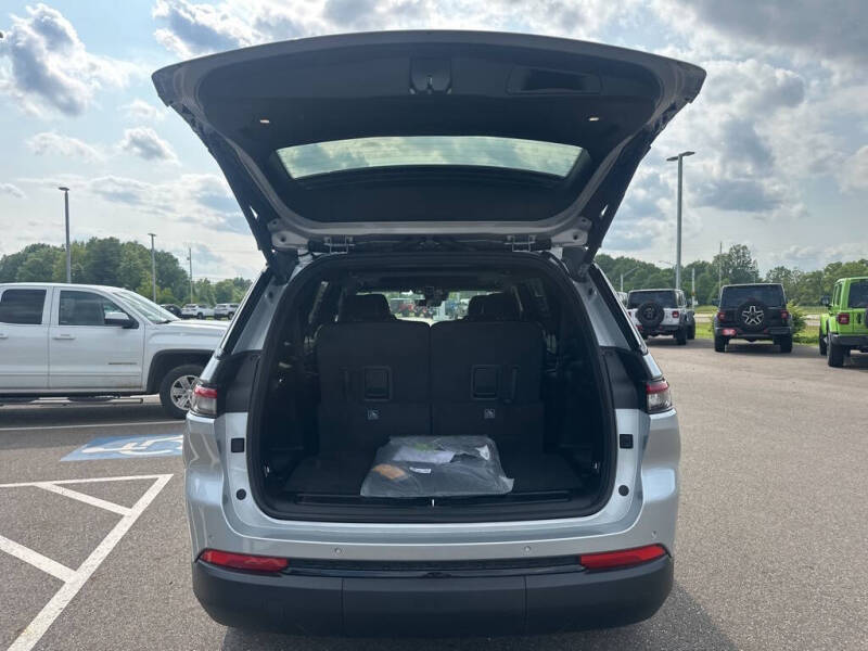 2025 Jeep Grand Cherokee L Altitude X