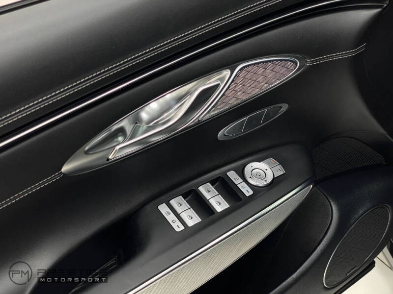 2023 Genesis GV70 2.5T Standard