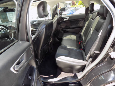 2017 Ford Edge Sport