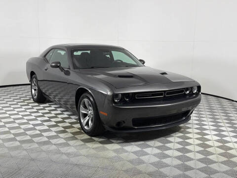 2016 Dodge Challenger SXT