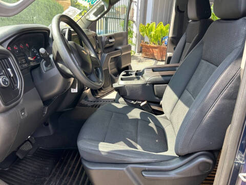 2020 Chevrolet Silverado 1500 Custom