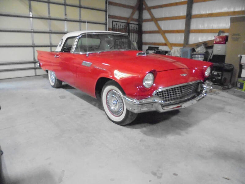1957 Ford Thunderbird