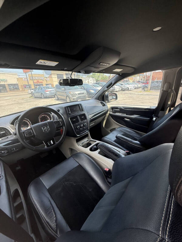 2017 Dodge Grand Caravan SXT