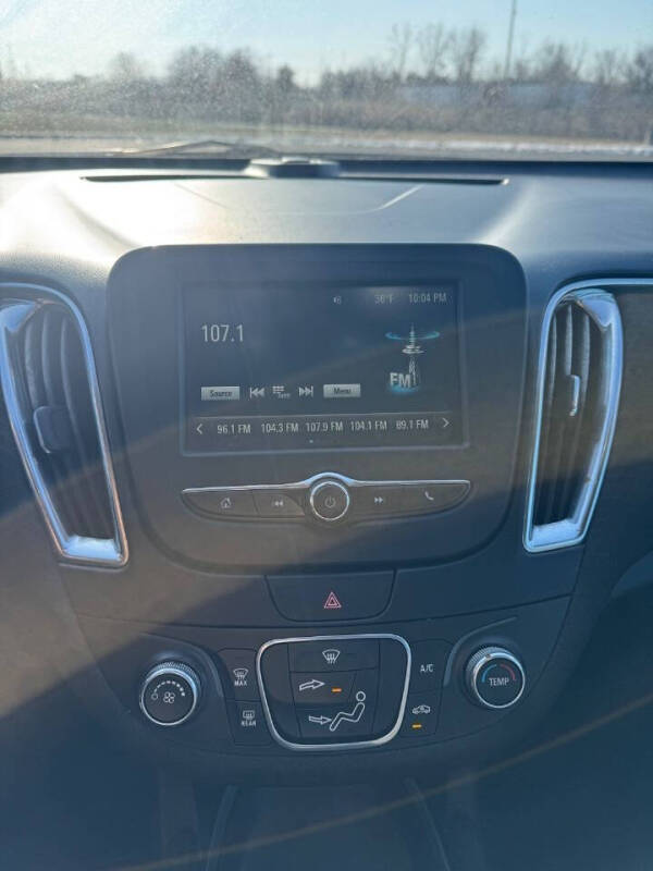 2017 Chevrolet Malibu LT